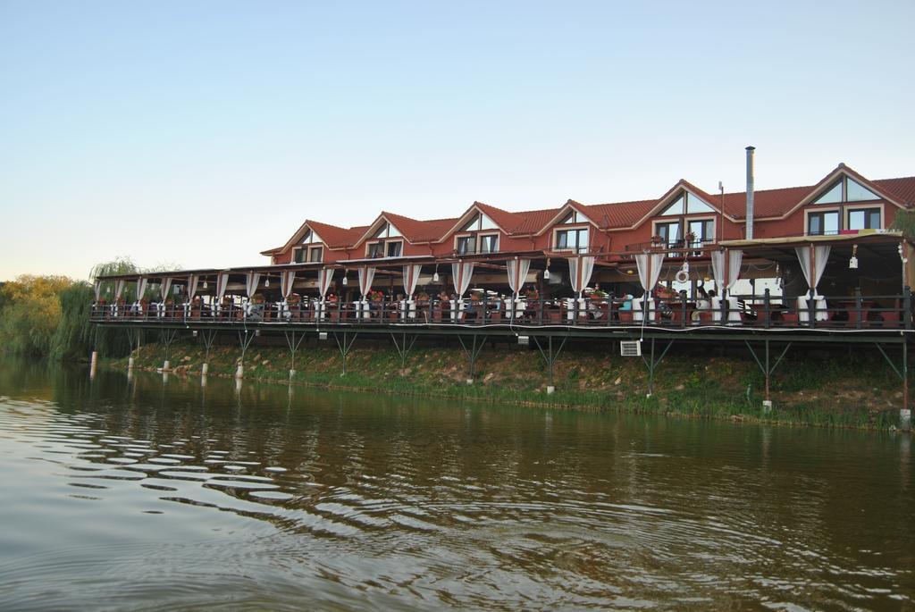 Lacul Racilor Olimp Exterior photo
