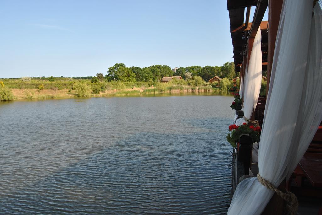Lacul Racilor Olimp Exterior photo