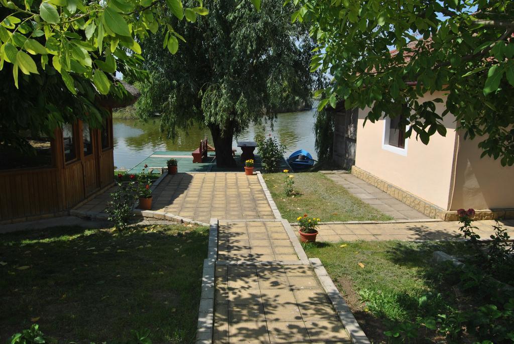 Lacul Racilor Olimp Exterior photo